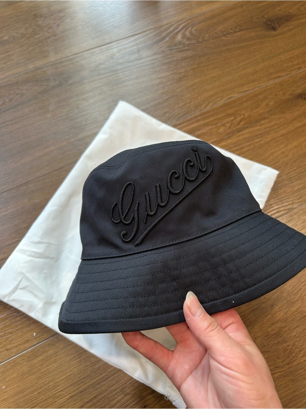 Gucci Granada Bio C/Ric cap Embroidered Cotton Bucket Hat Black Size M (58cm)